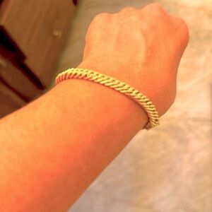 Thick Gold Chain Bracelet!